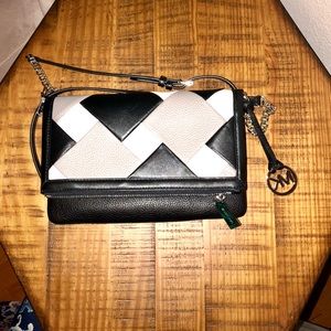 MK CROSSBODY